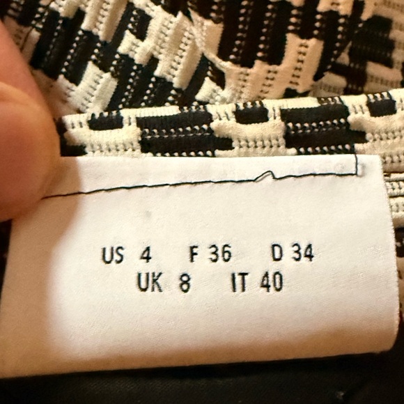 Akris Punto Black & White Soundboard Pattern Jacket and Frankie Pants Suit Sz  4 - Picture 16 of 16